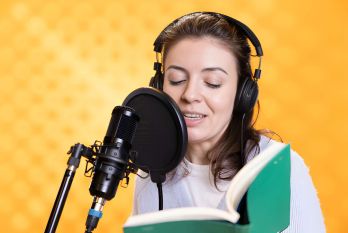 SoundMist Happy Narrator